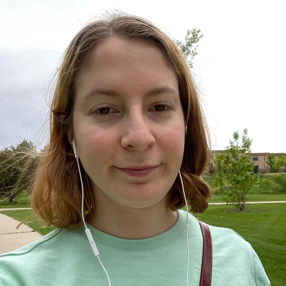 Meet your Posher, Yulia - Picture 3 of 3